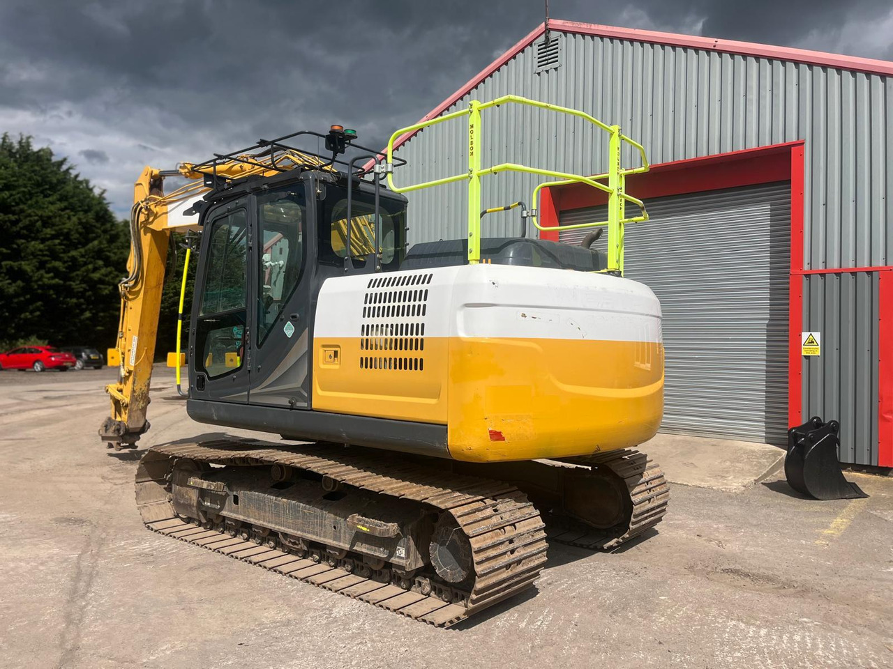 Kobelco SK130LC-11 - Pelle sur chenille: photos 3 Kobelco SK130LC-11 - Pelle sur chenille: photos 3