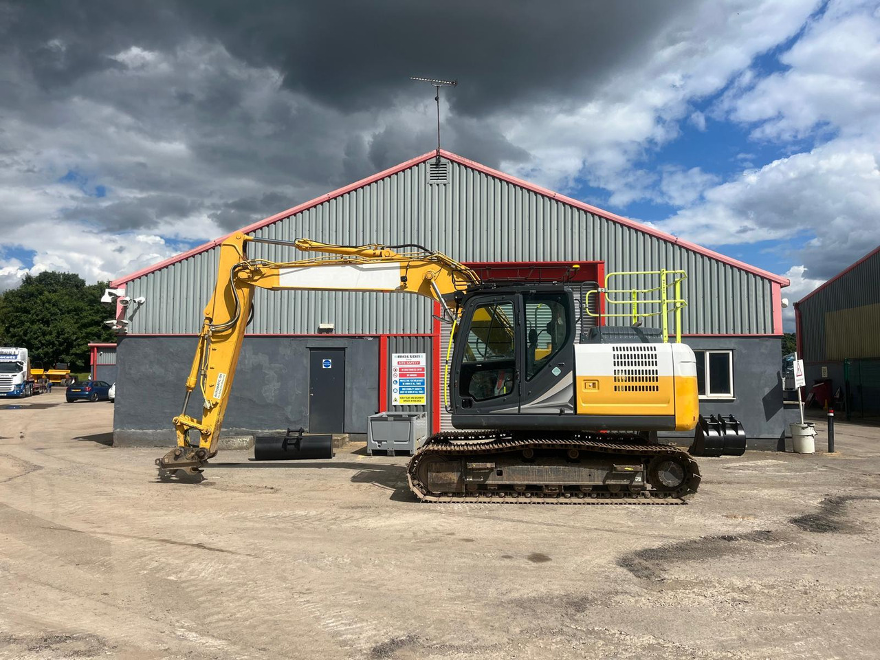 Kobelco SK130LC-11 - Pelle sur chenille: photos 2 Kobelco SK130LC-11 - Pelle sur chenille: photos 2