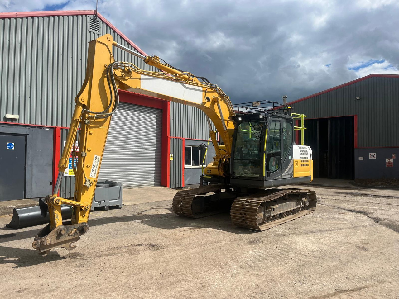 Kobelco SK130LC-11 - Pelle sur chenille: photos 1 Kobelco SK130LC-11 - Pelle sur chenille: photos 1