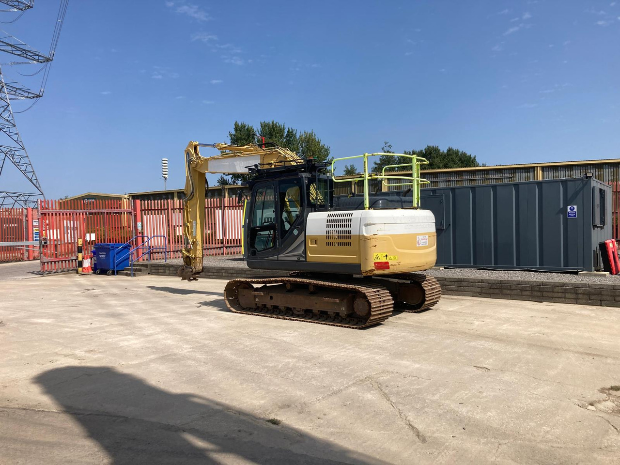 Kobelco SK130LC-11 - Pelle sur chenille: photos 3 Kobelco SK130LC-11 - Pelle sur chenille: photos 3