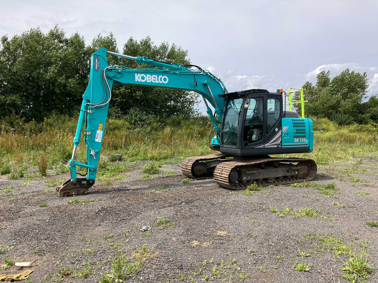 Pelle sur chenille Kobelco SK130LC-11: photos 1