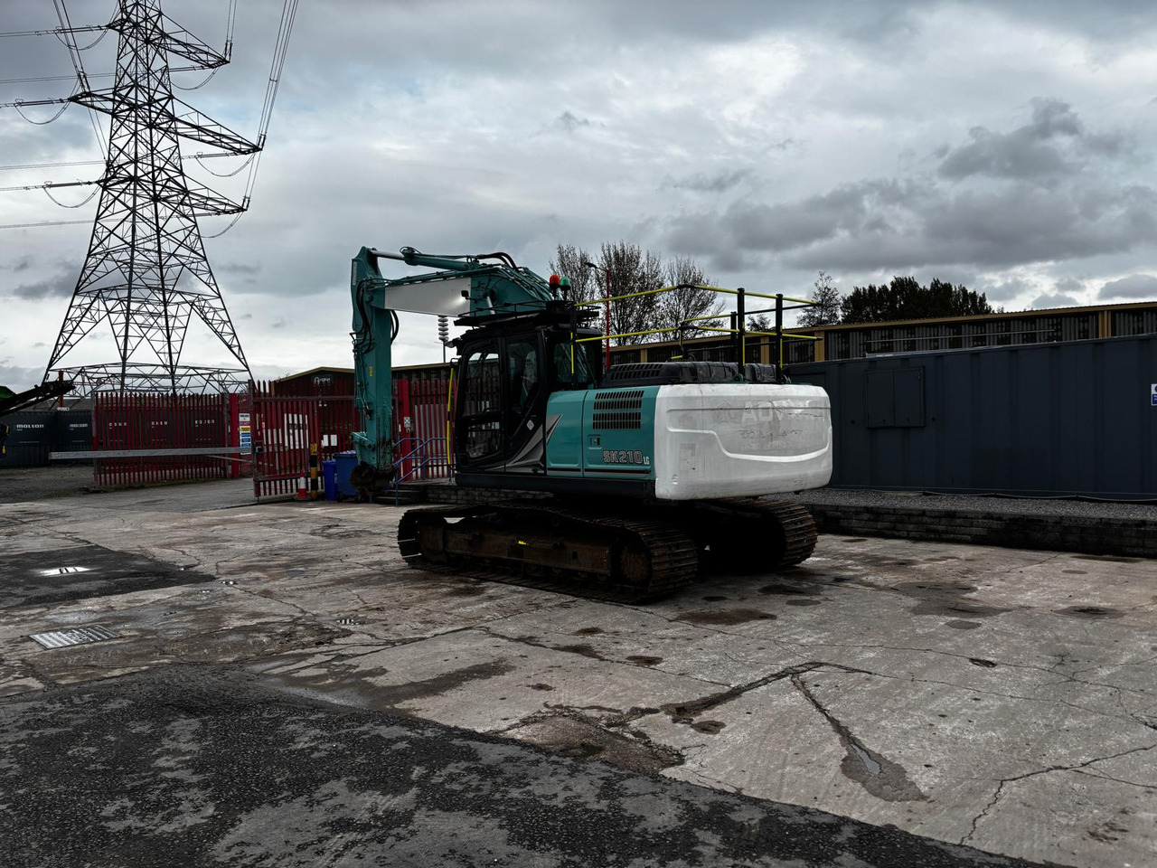 Kobelco SK210LC-11 - Pelle sur chenille: photos 3 Kobelco SK210LC-11 - Pelle sur chenille: photos 3