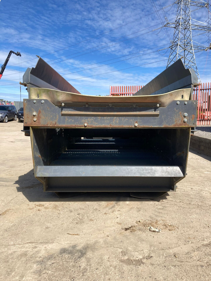 MK 1 Terex Finlay 883 Spaleck Screenbox - Crible: photos 4 MK 1 Terex Finlay 883 Spaleck Screenbox - Crible: photos 4