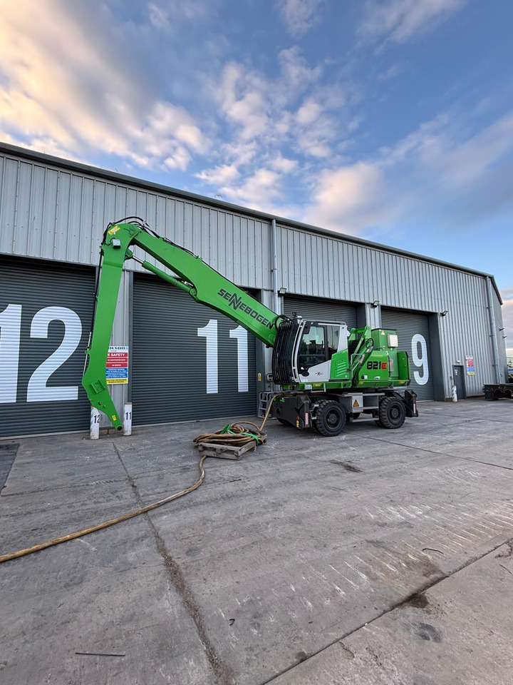 Sennebogen 821 Electric - Pelle de manutention: photos 1 Sennebogen 821 Electric - Pelle de manutention: photos 1