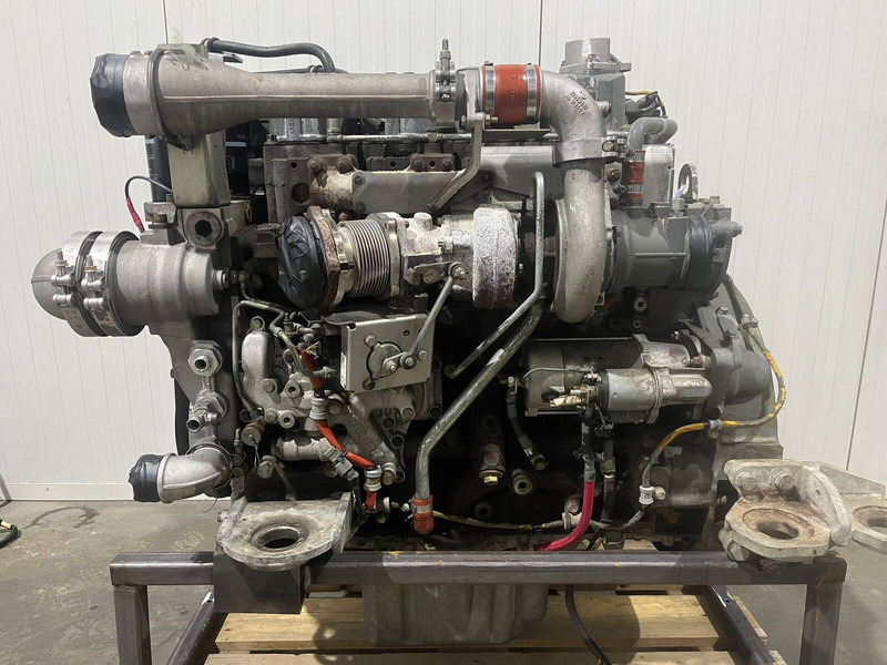 Liebherr D934 A7 04 10140340 - Moteur: photos 1 Liebherr D934 A7 04 10140340 - Moteur: photos 1