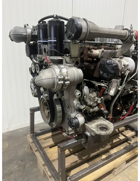 Liebherr D934 A7 04 10140340 - Moteur: photos 2 Liebherr D934 A7 04 10140340 - Moteur: photos 2
