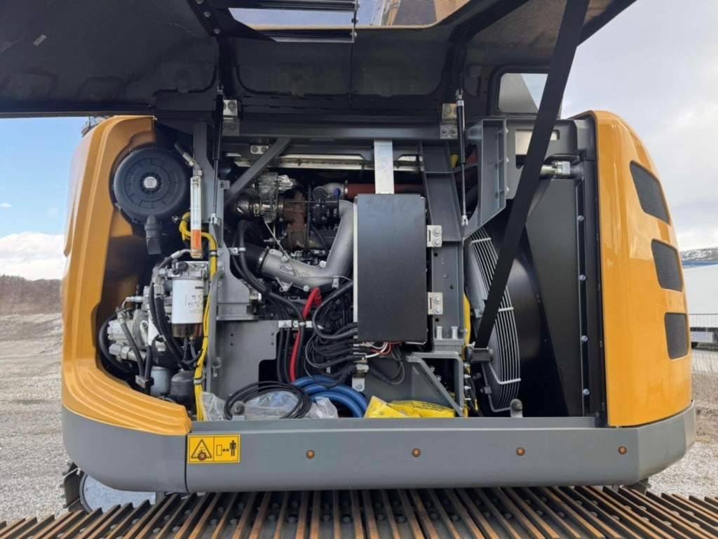 Pelle sur chenille Liebherr R926 Compact LC: photos 14