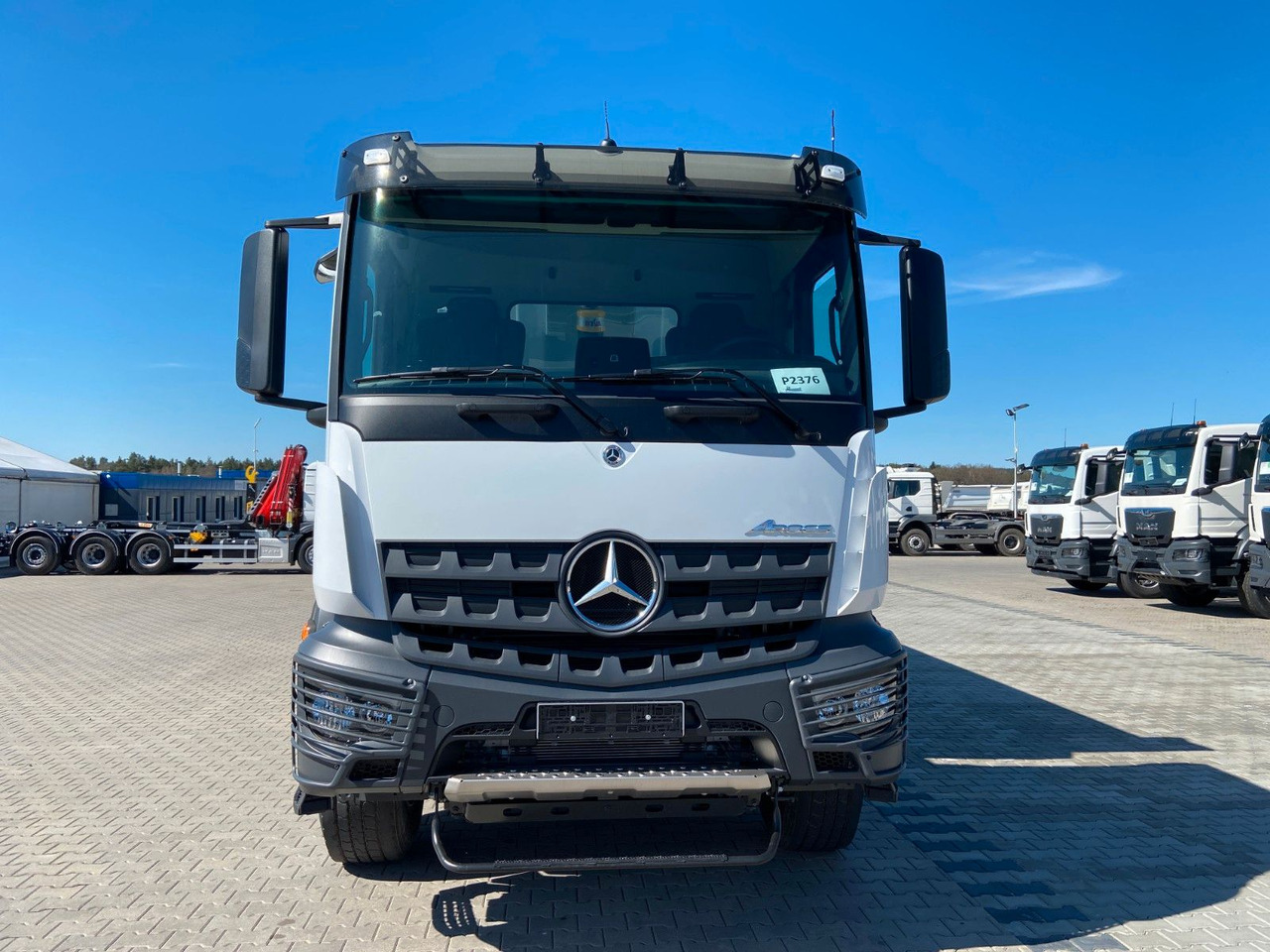 Mercedes-Benz Arocs 4542 8x4 AUTOMAT EURO 3 FML KIPPER - Camion benne: photos 3 Mercedes-Benz Arocs 4542 8x4 AUTOMAT EURO 3 FML KIPPER - Camion benne: photos 3