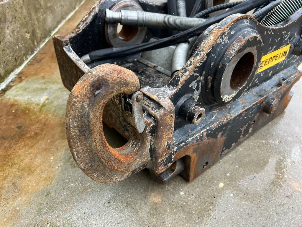 OilQuick OQ70/55 - Attache rapide pour Engins de chantier: photos 3 OilQuick OQ70/55 - Attache rapide pour Engins de chantier: photos 3