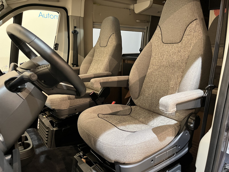 Fourgon aménagé Carthago MALIBU VAN 640 LE GT Skyview 160 PK Automaat / Dakairco / Compleet Als Nieuw ! / 17.200 KM !!: photos 6