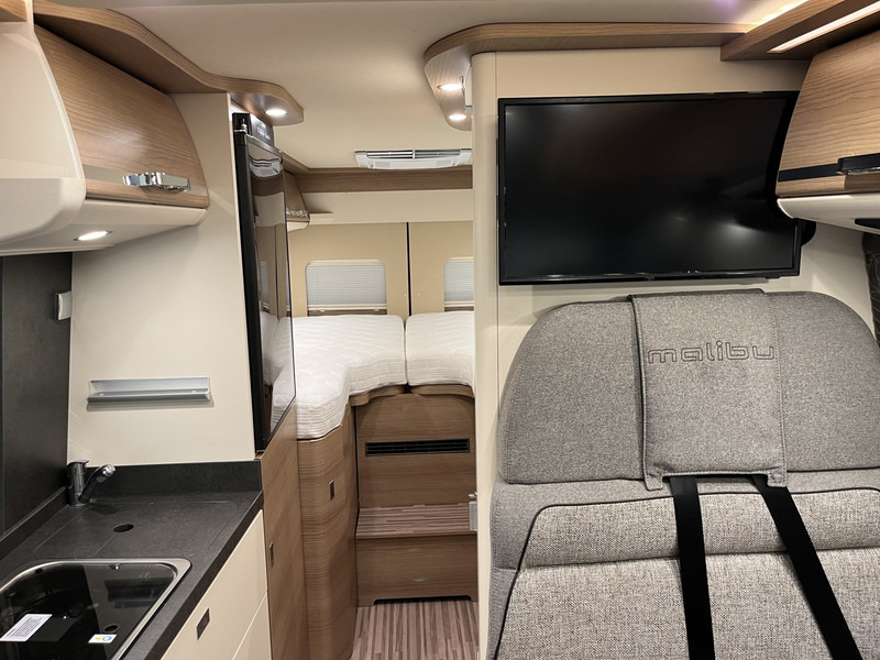 Fourgon aménagé Carthago MALIBU VAN 640 LE GT Skyview 160 PK Automaat / Dakairco / Compleet Als Nieuw ! / 17.200 KM !!: photos 8