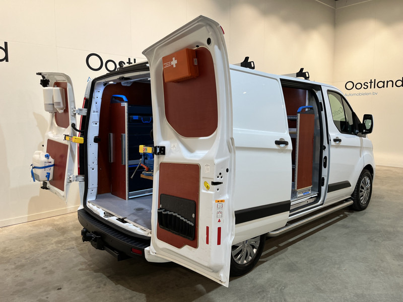 Ford Transit Custom 340 2.0 TDCI L1H1 Trend 130 PK Servicebus / Sortimo Inrichting / Euro 6 / Schuifdeur L + R / 220V. / Airco / Cruise Control / PDC / CarPlay / Trekhaak / Navigatie / - Fourgonnette: photos 2 Ford Transit Custom 340 2.0 TDCI L1H1 Trend 130 PK Servicebus / Sortimo Inrichting / Euro 6 / Schuifdeur L + R / 220V. / Airco / Cruise Control / PDC / CarPlay / Trekhaak / Navigatie / - Fourgonnette: photos 2