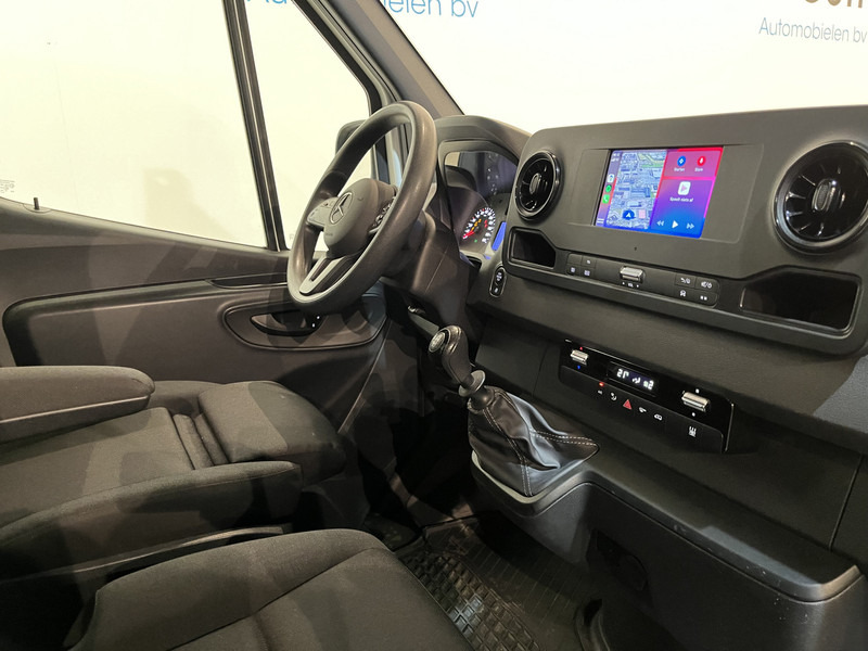 Mercedes-Benz Sprinter 315 CDI L3 RWD Open Laadbak / Euro 6 / Airco / MBUX / CarPlay / Navigatie / 3-Zits / 75.200 KM !! / BPM VRIJ !! - Utilitaire plateau: photos 3 Mercedes-Benz Sprinter 315 CDI L3 RWD Open Laadbak / Euro 6 / Airco / MBUX / CarPlay / Navigatie / 3-Zits / 75.200 KM !! / BPM VRIJ !! - Utilitaire plateau: photos 3