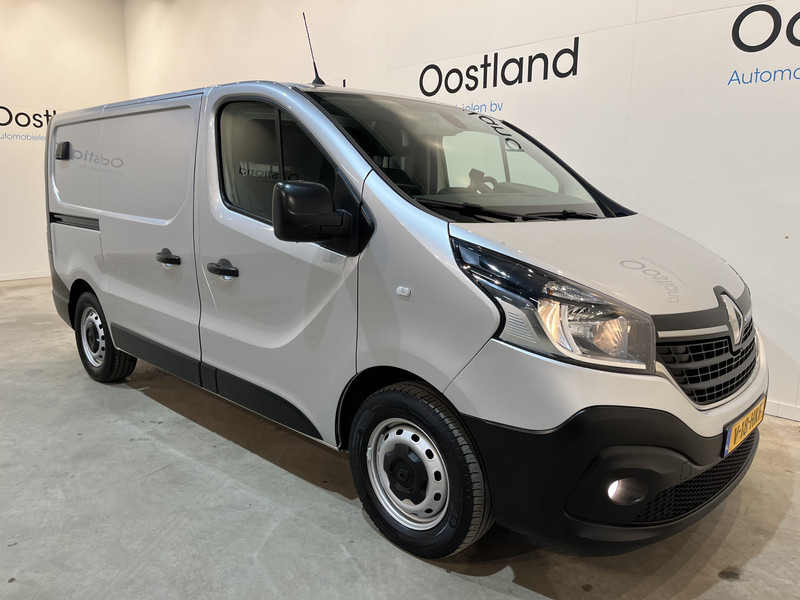 Fourgonnette Renault Trafic 2.0 dCi L1H1 170 PK Automaat Servicebus / Sortimo Inrichting / Euro 6 / Airco / Cruise Control / Camera / Trekhaak / 3-Zits  / BPM VRIJ !!: photos 16