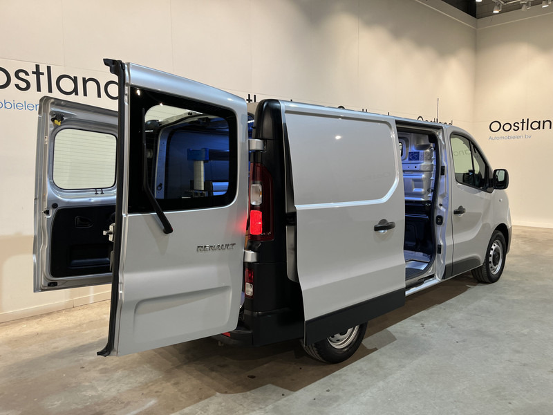 Fourgonnette Renault Trafic 2.0 dCi L1H1 170 PK Automaat Servicebus / Sortimo Inrichting / Euro 6 / Airco / Cruise Control / Camera / Trekhaak / 3-Zits  / BPM VRIJ !!: photos 18