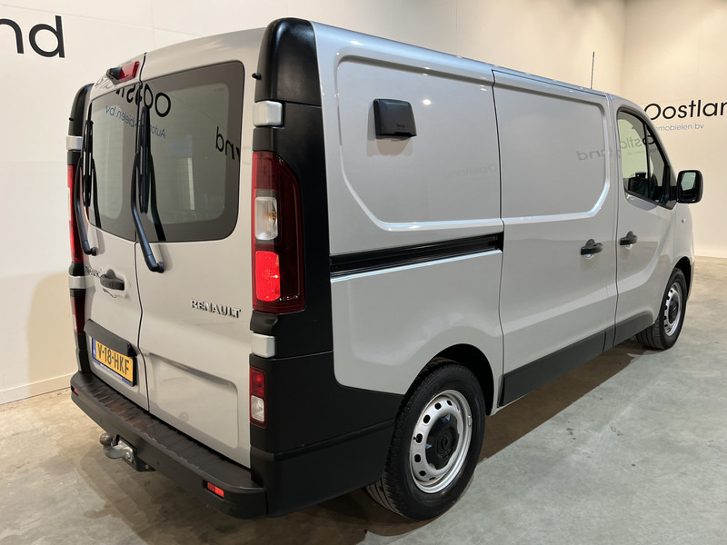 Fourgonnette Renault Trafic 2.0 dCi L1H1 170 PK Automaat Servicebus / Sortimo Inrichting / Euro 6 / Airco / Cruise Control / Camera / Trekhaak / 3-Zits  / BPM VRIJ !!: photos 17