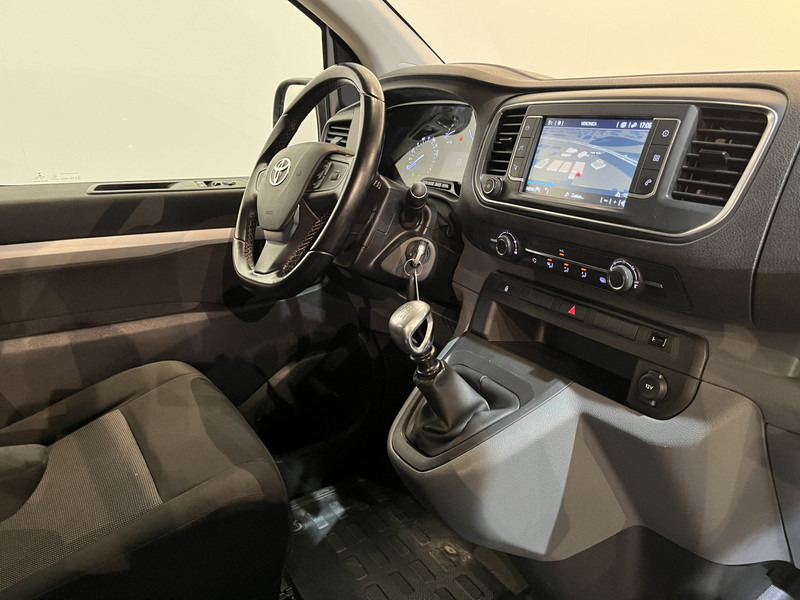 Toyota ProAce Worker 2.0 D-4D Creator Long 123 PK L3 DC Dubbel Cabine / Euro 6 / Airco / Cruise Control / Camera / Trekhaak / Navigatie / BPM VRIJ !! - Fourgonnette, Utilitaire double cabine: photos 3 Toyota ProAce Worker 2.0 D-4D Creator Long 123 PK L3 DC Dubbel Cabine / Euro 6 / Airco / Cruise Control / Camera / Trekhaak / Navigatie / BPM VRIJ !! - Fourgonnette, Utilitaire double cabine: photos 3