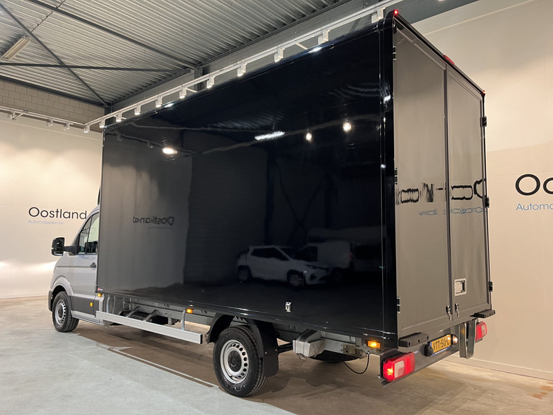 Volkswagen Crafter 35 2.0 TDI 140 pk Bakwagen 2.41 Mtr. H / Meubelbak / Euro 6 / Airco / Cruise Control / CarPlay / 23.400 KM !! - Fourgon grand volume: photos 3 Volkswagen Crafter 35 2.0 TDI 140 pk Bakwagen 2.41 Mtr. H / Meubelbak / Euro 6 / Airco / Cruise Control / CarPlay / 23.400 KM !! - Fourgon grand volume: photos 3