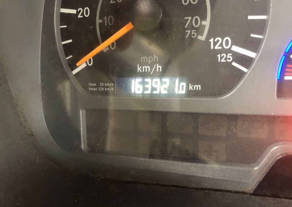 Mercedes-Benz Mercedes Axor 4x4 2006 1829 piaskarka solarka rama en crédit-bail Mercedes-Benz Mercedes Axor 4x4 2006 1829 piaskarka solarka rama: photos 7 Mercedes-Benz Mercedes Axor 4x4 2006 1829 piaskarka solarka rama en crédit-bail Mercedes-Benz Mercedes Axor 4x4 2006 1829 piaskarka solarka rama: photos 7