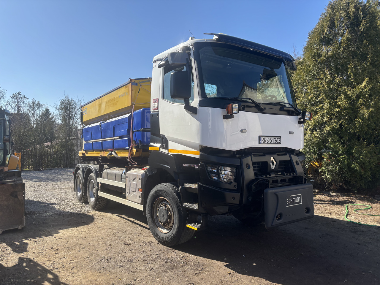 Engin de déneigement RENAULT K380 6x6 K380 6x6 SCHMIDT STRATOS III GRITTER/SPREADER PLOUGH: photos 14 Engin de déneigement RENAULT K380 6x6 K380 6x6 SCHMIDT STRATOS III GRITTER/SPREADER PLOUGH: photos 14