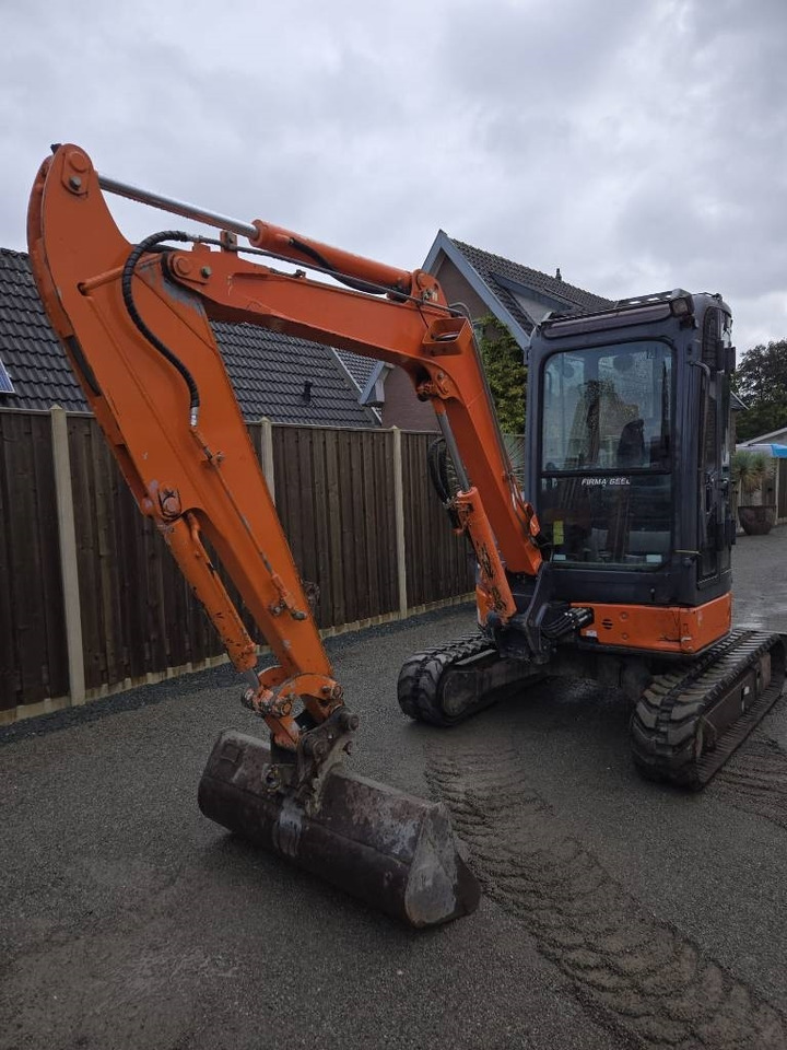 Hitachi ZX 35 U-2  en crédit-bail Hitachi ZX 35 U-2: photos 7