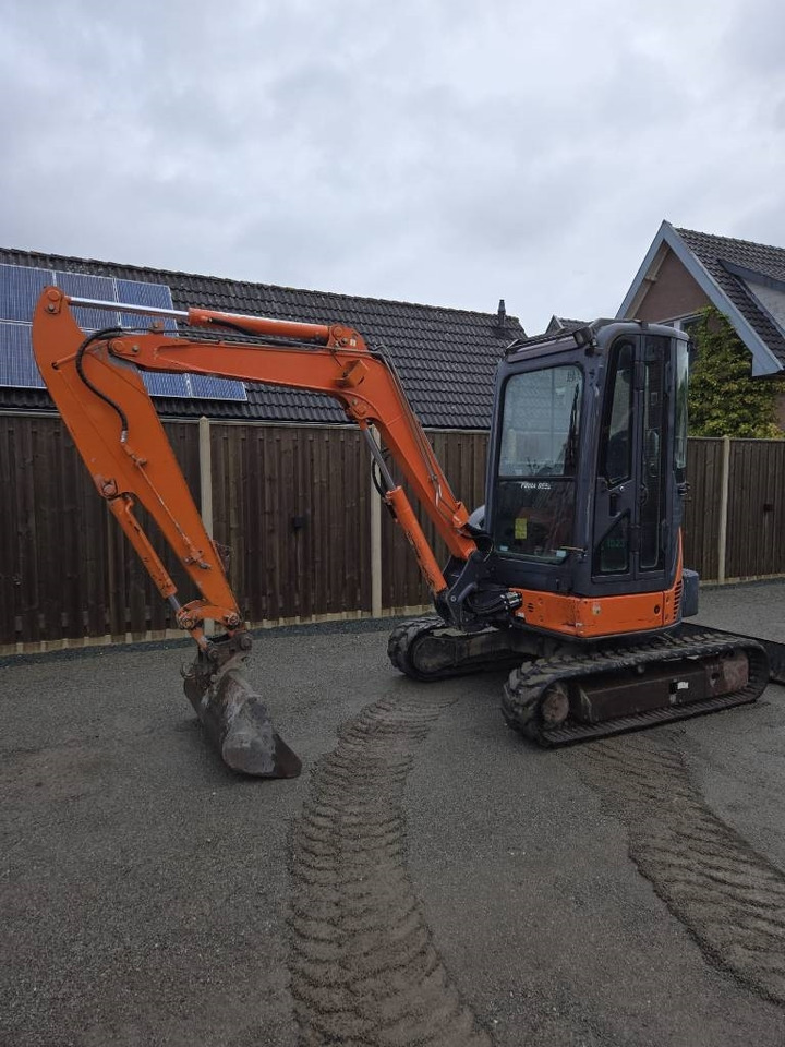 Hitachi ZX 35 U-2  en crédit-bail Hitachi ZX 35 U-2: photos 8