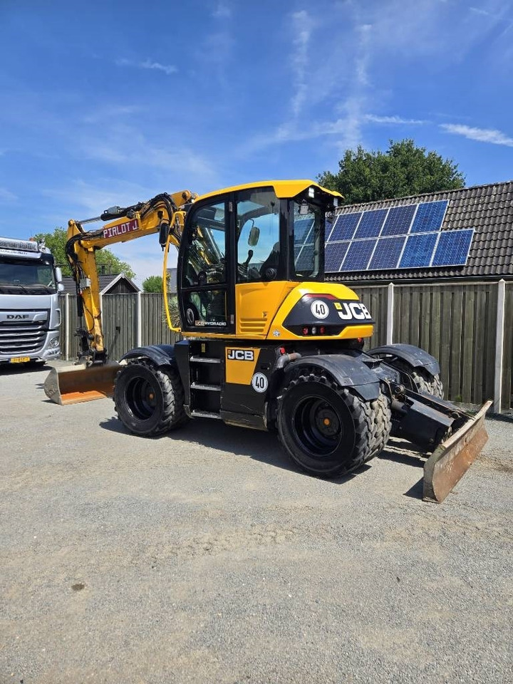 JCB 110 W - Pelle sur pneus: photos 2 JCB 110 W - Pelle sur pneus: photos 2