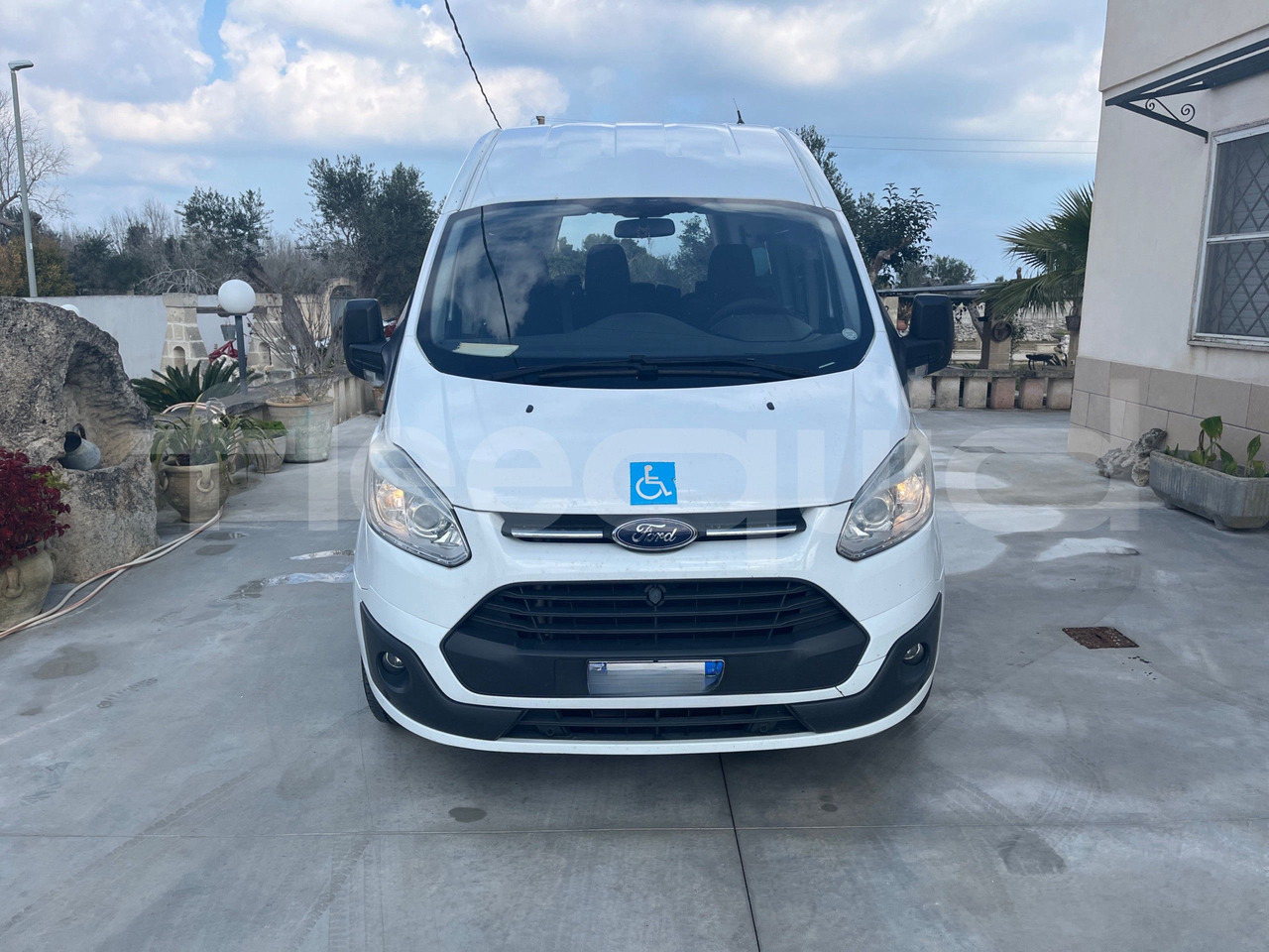 Ford Transit - Autocar: photos 2 Ford Transit - Autocar: photos 2