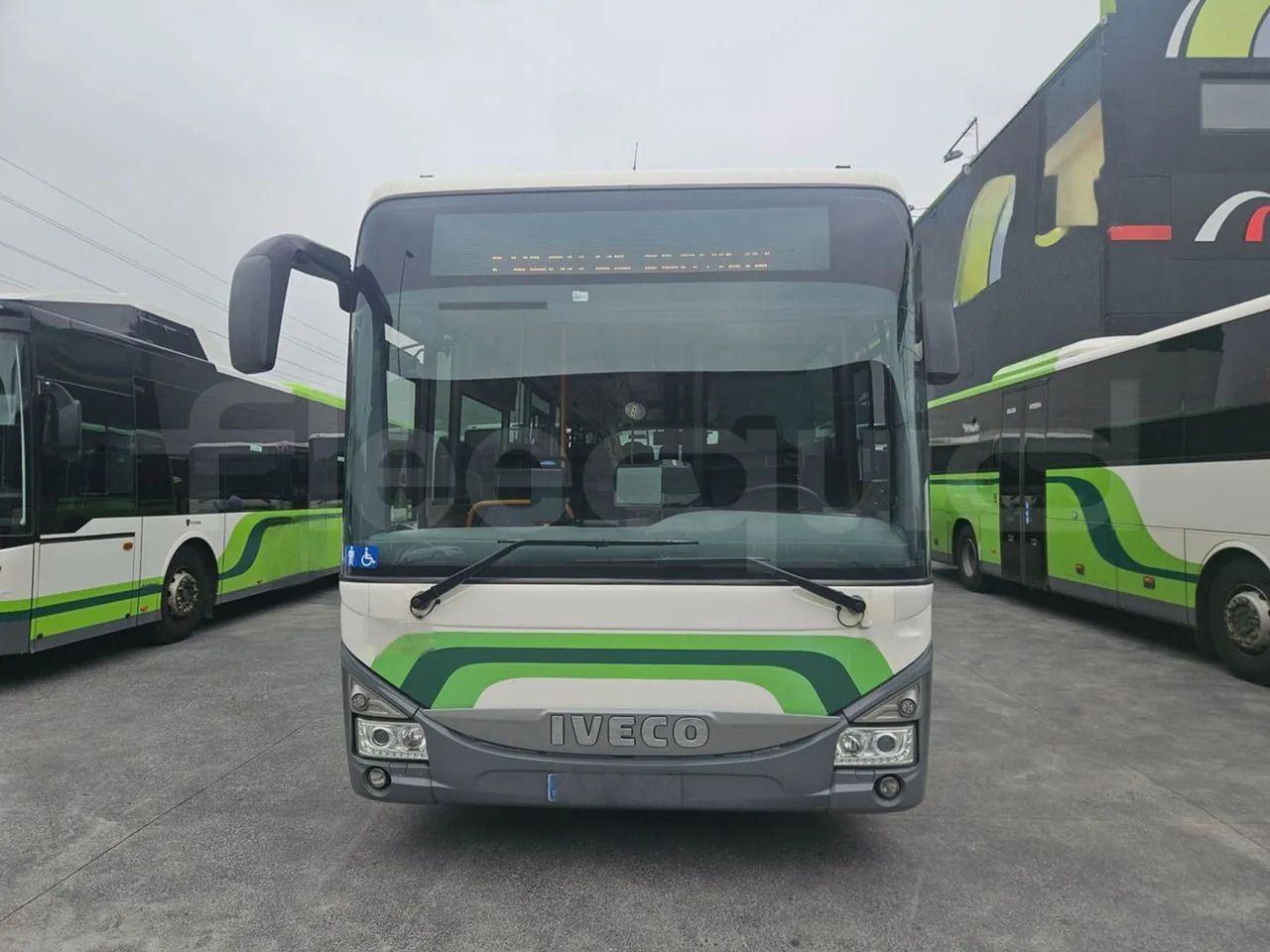 Iveco Crossway Low Entry - Bus urbain: photos 2 Iveco Crossway Low Entry - Bus urbain: photos 2
