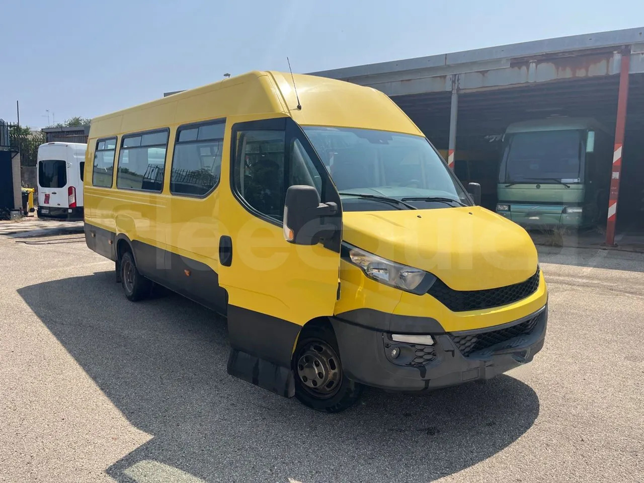 Bus scolaire Iveco Daily: photos 10