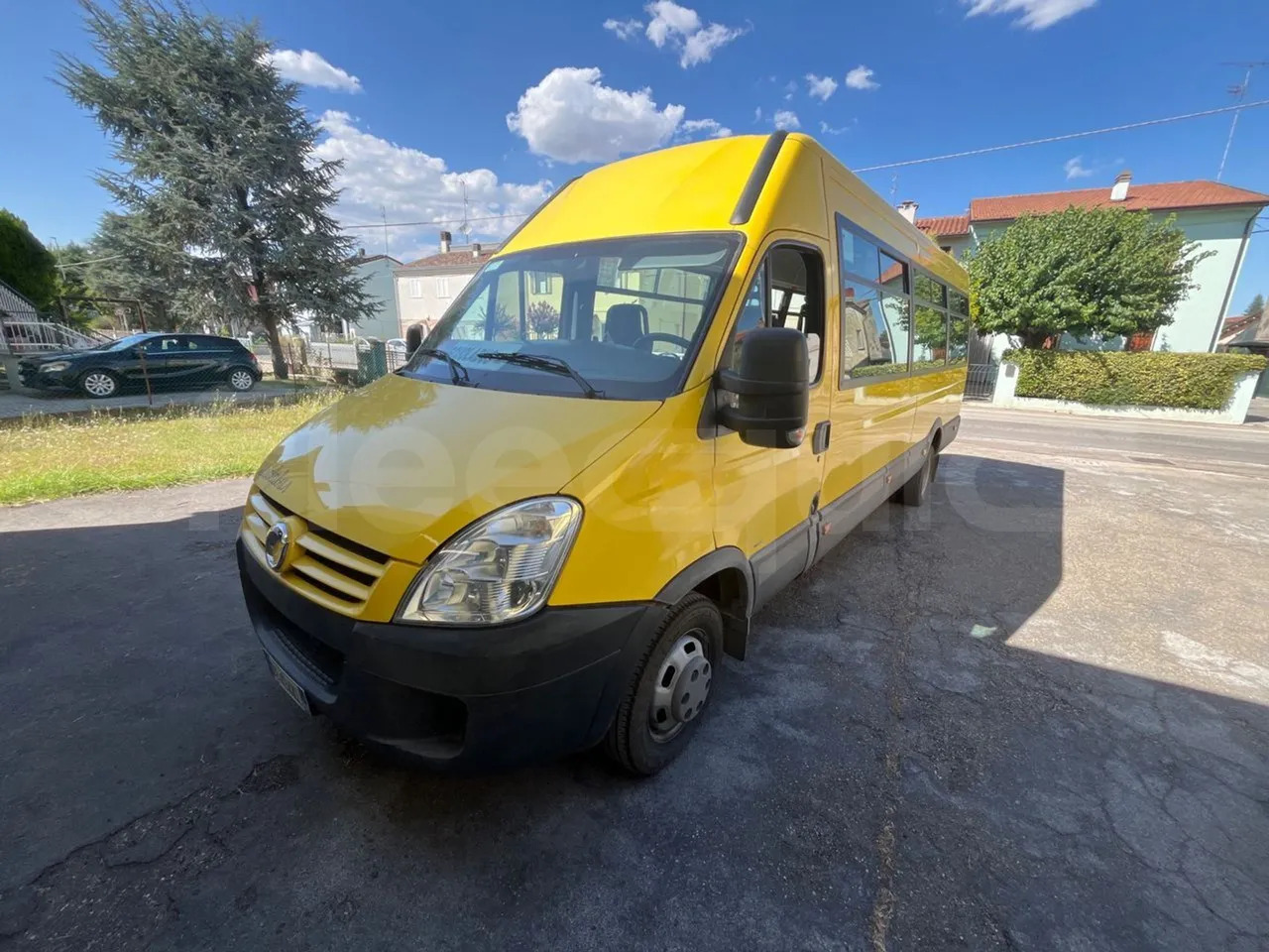 Iveco Daily - Bus scolaire: photos 4 Iveco Daily - Bus scolaire: photos 4