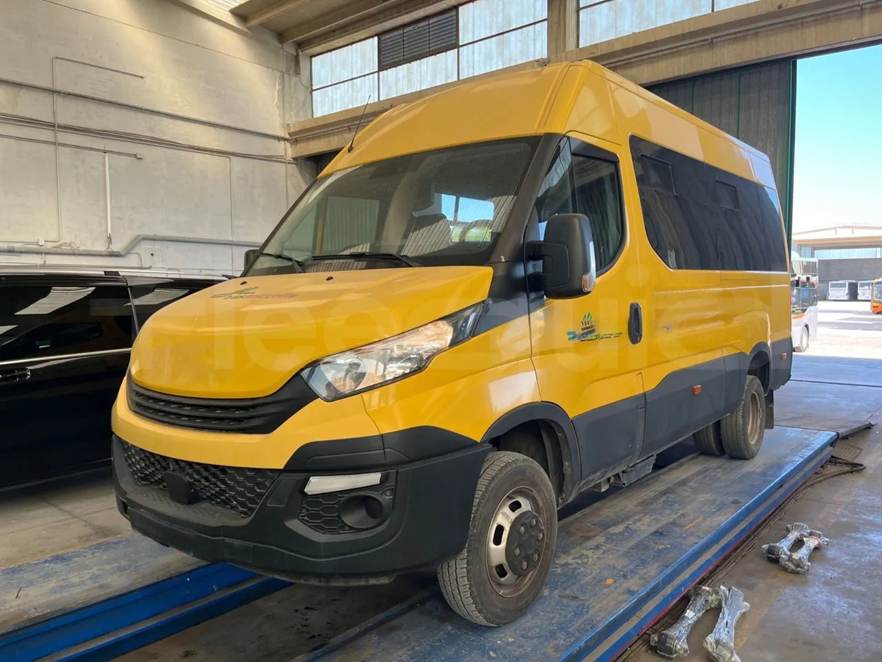 Iveco Daily - Bus scolaire: photos 3 Iveco Daily - Bus scolaire: photos 3