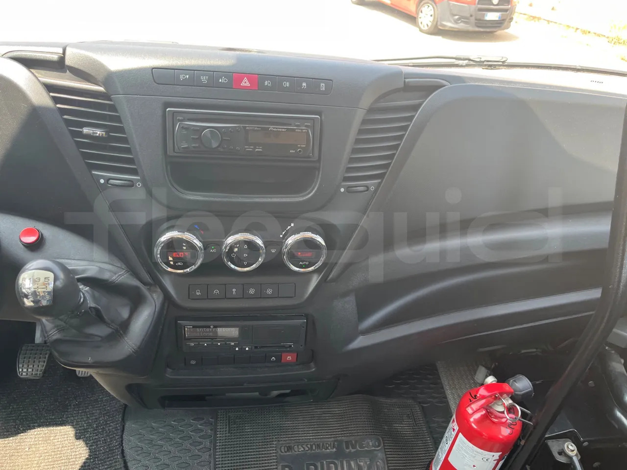 Bus scolaire Iveco Daily: photos 19