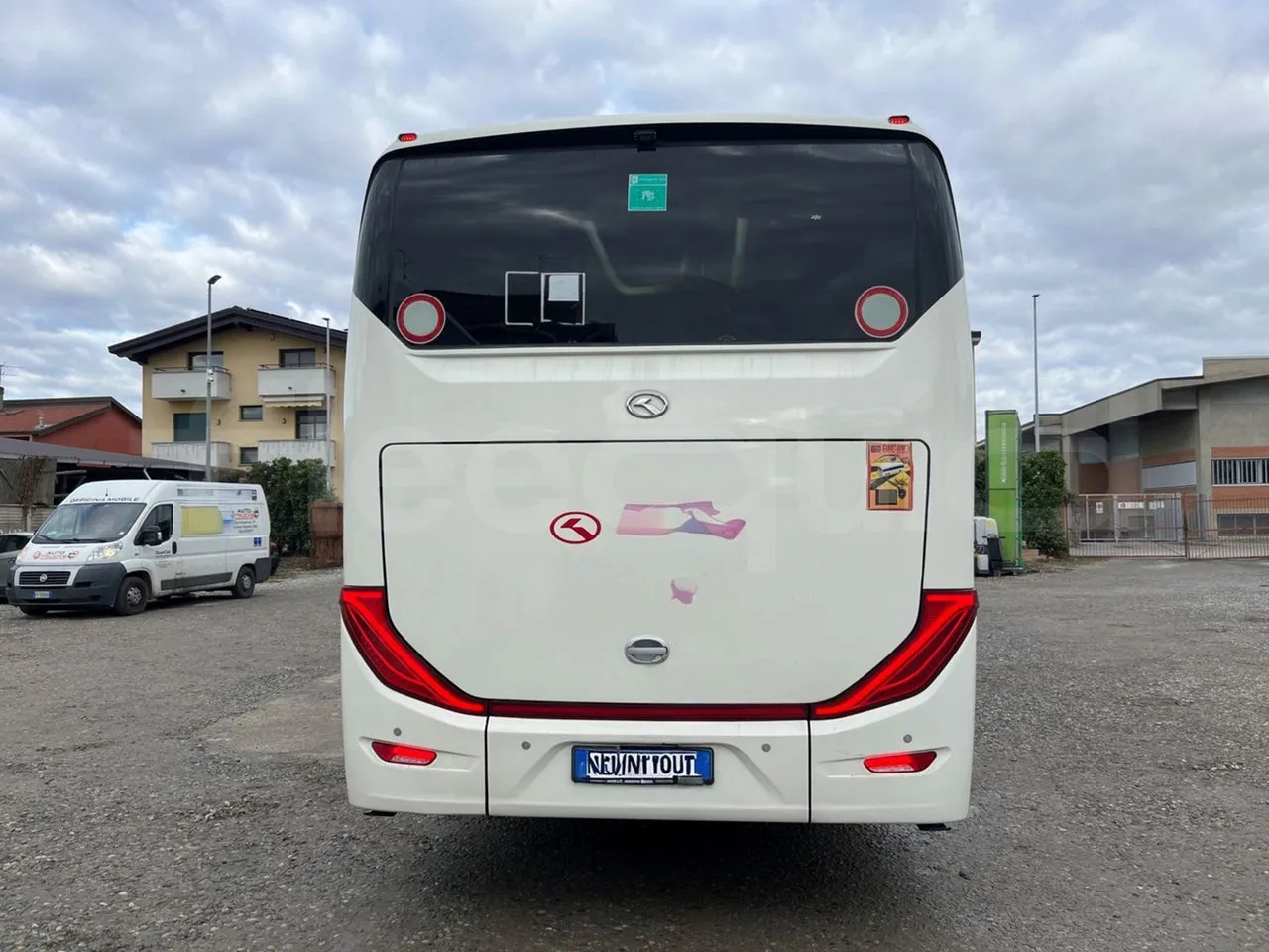 King Long C12E - Electric - Autocar: photos 5 King Long C12E - Electric - Autocar: photos 5