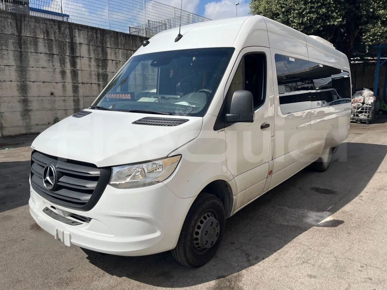 Mercedes-Benz Sprinter - Autocar: photos 4 Mercedes-Benz Sprinter - Autocar: photos 4