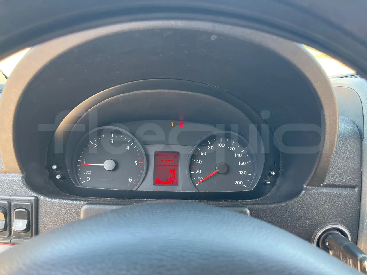 Volkswagen Crafter - Autocar: photos 3 Volkswagen Crafter - Autocar: photos 3