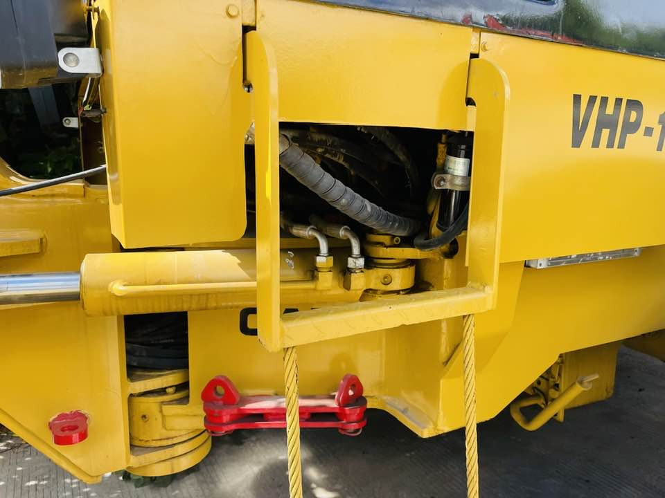 Caterpillar 140H Motor Grader - Niveleuse: photos 2 Caterpillar 140H Motor Grader - Niveleuse: photos 2