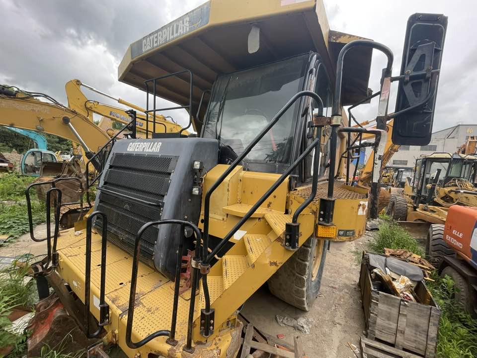 Tombereau rigide Caterpillar Cat 773f: photos 9 Tombereau rigide Caterpillar Cat 773f: photos 9