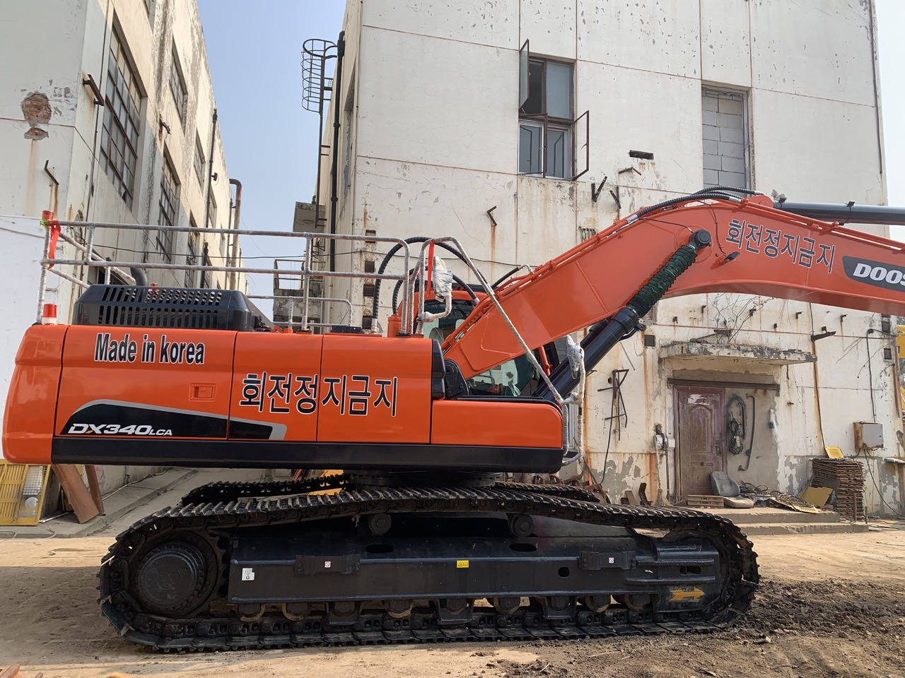 Doosan DX340LC - Pelle: photos 1 Doosan DX340LC - Pelle: photos 1