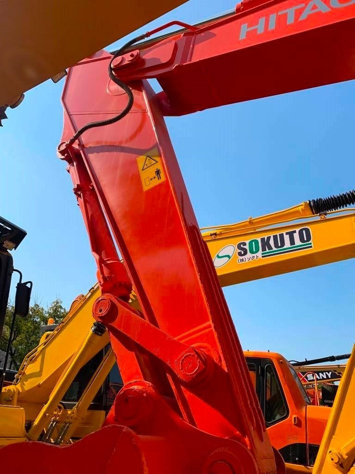 Hitachi Zaxis 240 - Pelle sur chenille: photos 5 Hitachi Zaxis 240 - Pelle sur chenille: photos 5