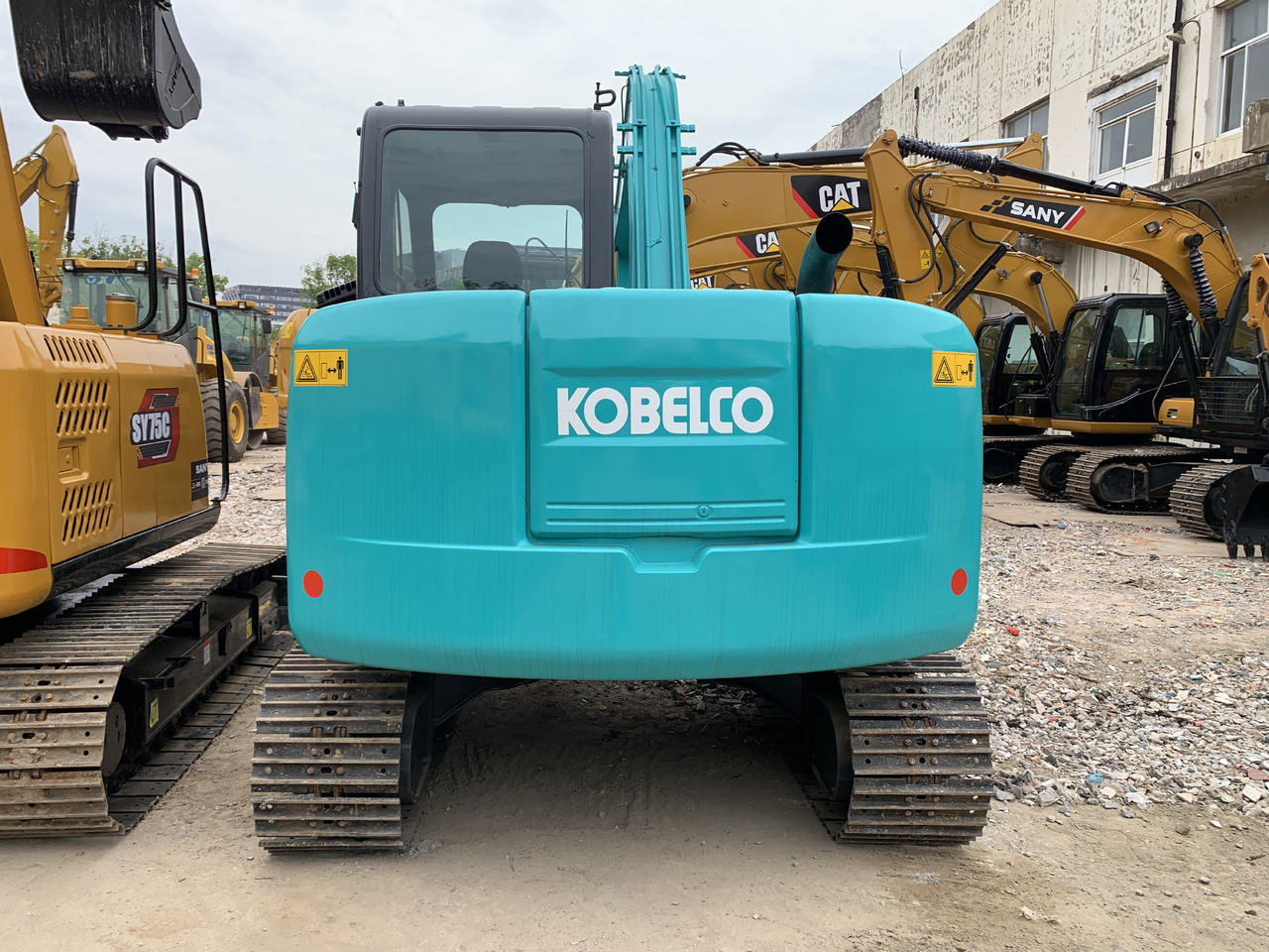 KOBELCO sk75-8 - Mini pelle: photos 2 KOBELCO sk75-8 - Mini pelle: photos 2