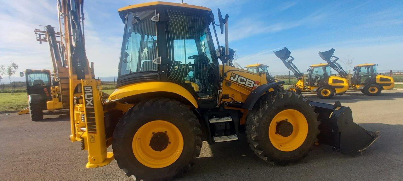 Tractopelle occasion JCB 4 CX - Tractopelle: photos 2 Tractopelle occasion JCB 4 CX - Tractopelle: photos 2