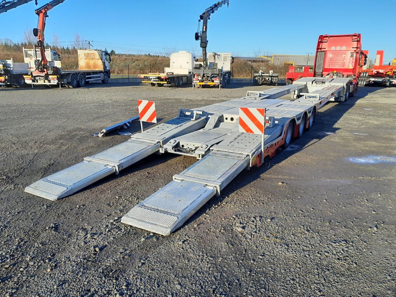 FGM FGM 32 plant carrier / low loader Semi-trailer - Semi-remorque surbaissé: photos 4 FGM FGM 32 plant carrier / low loader Semi-trailer - Semi-remorque surbaissé: photos 4