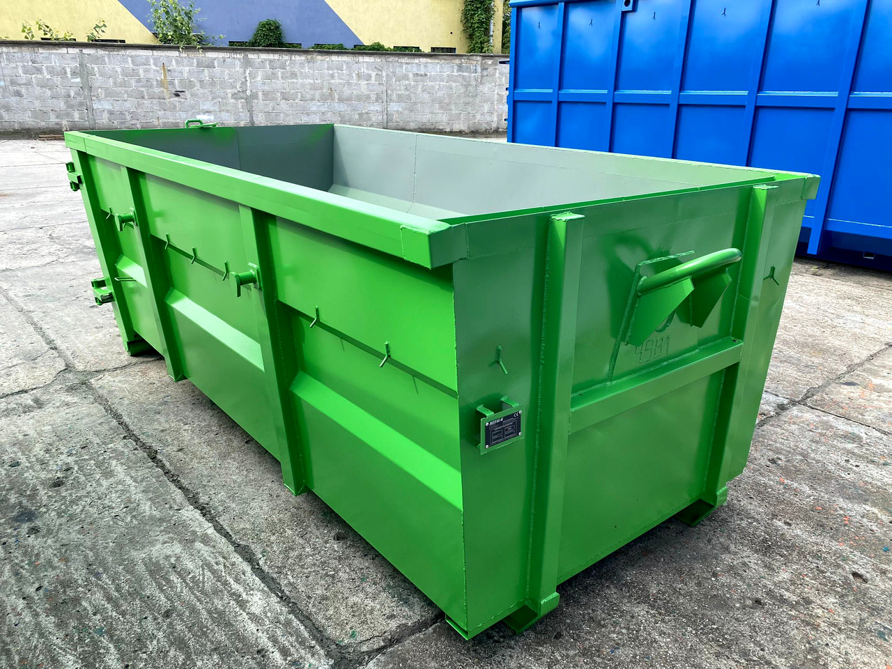 Metal-K Kontener/Abrollcontainer KP7H - Benne ampliroll: photos 1 Metal-K Kontener/Abrollcontainer KP7H - Benne ampliroll: photos 1