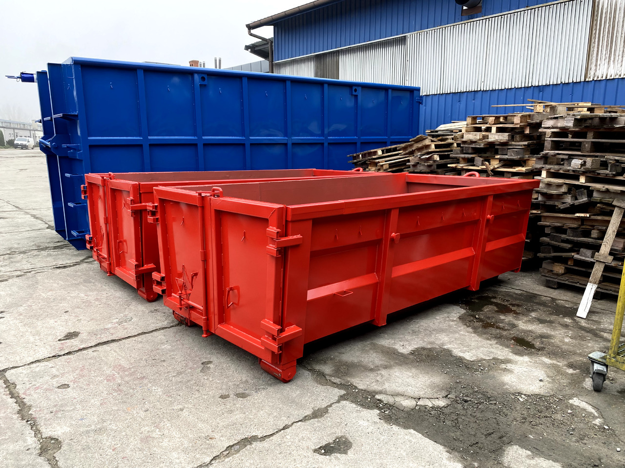 Metal-K Kontener/Abrollcontainer KP7O - Benne ampliroll: photos 2 Metal-K Kontener/Abrollcontainer KP7O - Benne ampliroll: photos 2