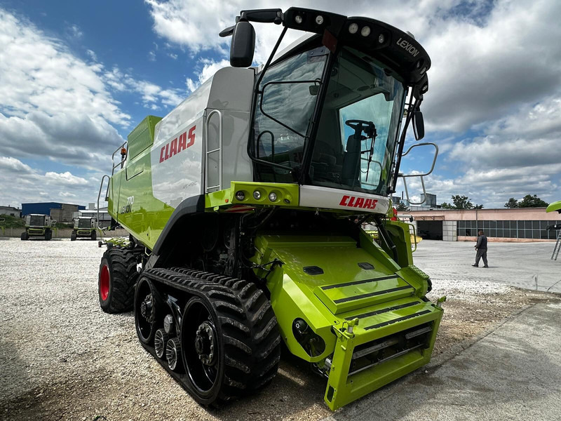 Claas Lexion 770 TT - Moissonneuse-batteuse: photos 3 Claas Lexion 770 TT - Moissonneuse-batteuse: photos 3