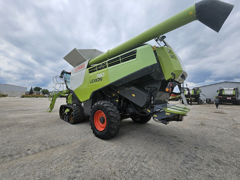 Claas Lexion 780 TT - Moissonneuse-batteuse: photos 1 Claas Lexion 780 TT - Moissonneuse-batteuse: photos 1