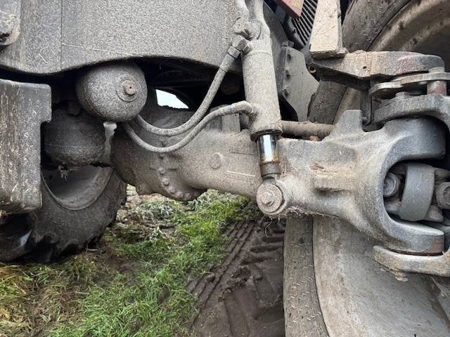 Massey Ferguson 7718 DYNA-6 - Tracteur agricole: photos 3 Massey Ferguson 7718 DYNA-6 - Tracteur agricole: photos 3
