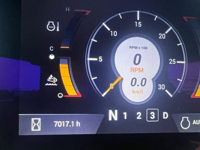 New Holland W190D ZB T4B - Chargeuse sur pneus: photos 5 New Holland W190D ZB T4B - Chargeuse sur pneus: photos 5