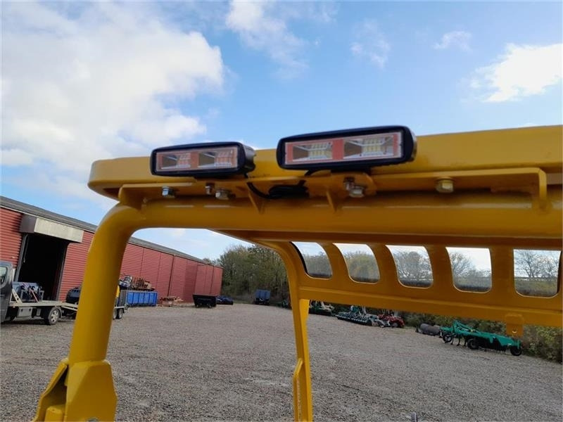 Valet de ferme Eurotrac W11: photos 15